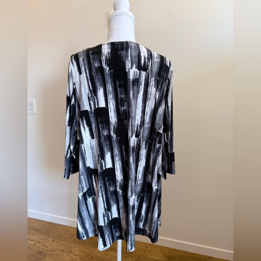 Sympli Long Sleeve Tunic Plus Size 1x Office Cruise Abstract Pattern Tailored - Picture 4 of 8